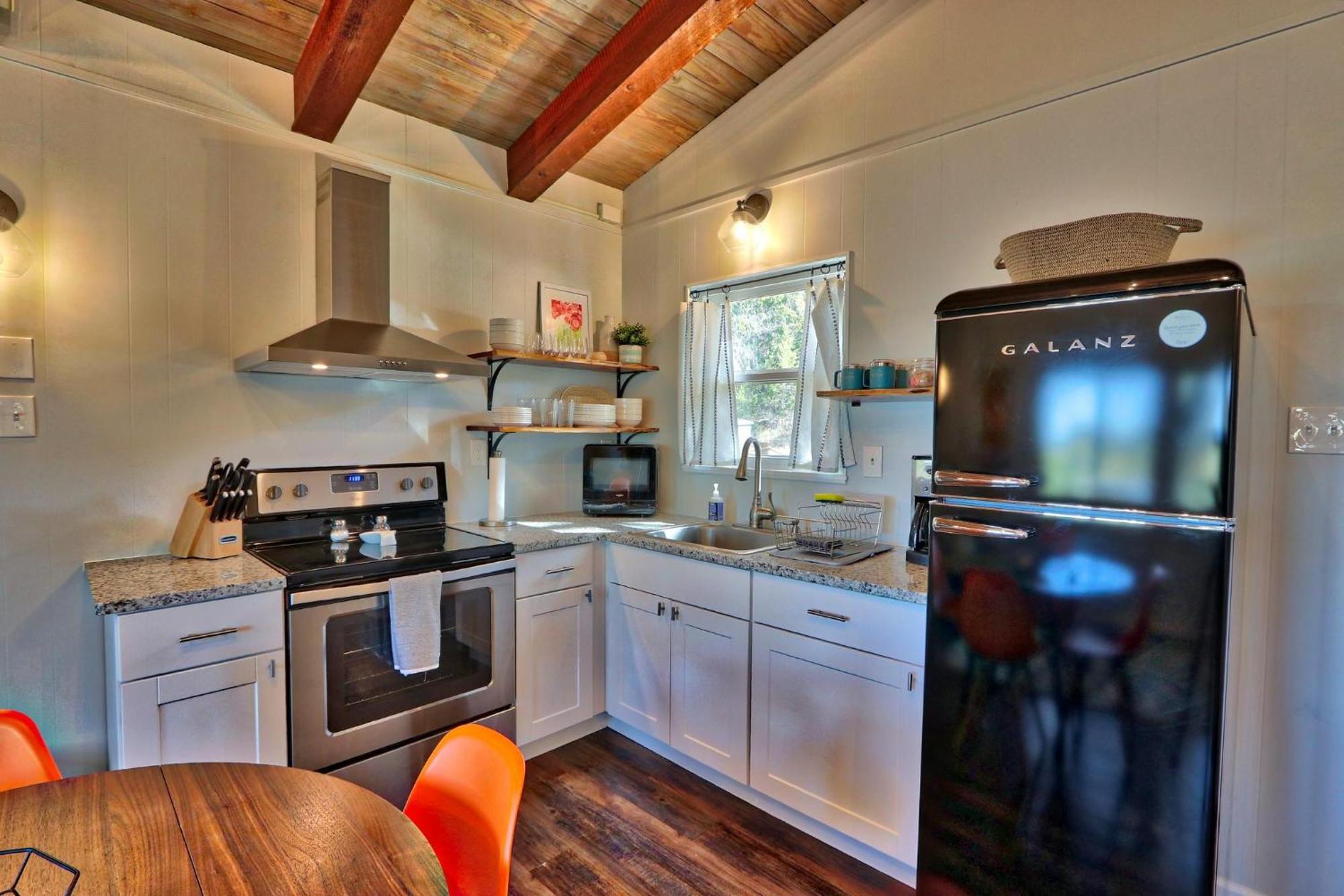 Millie'S Cottages Unit 4 - Clara Каньон-Лейк Экстерьер фото
